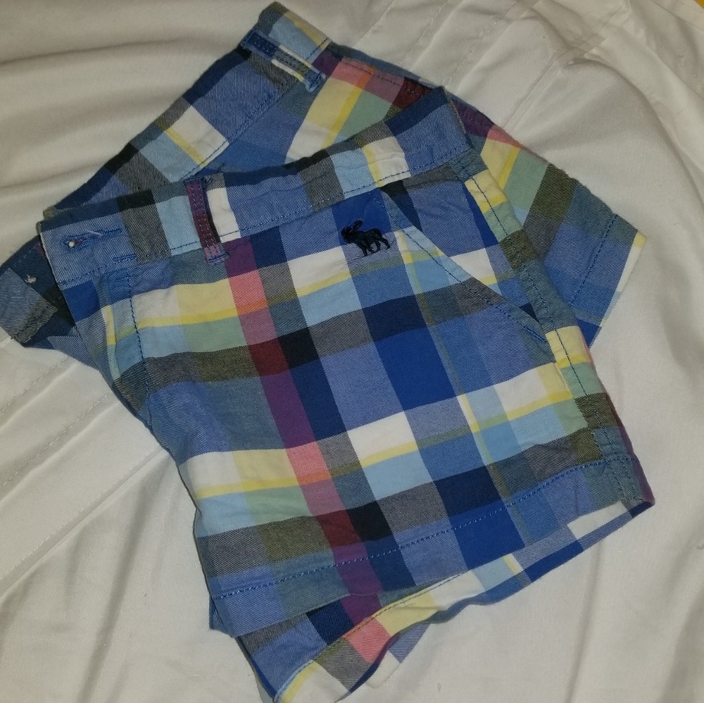 Shorty shorts